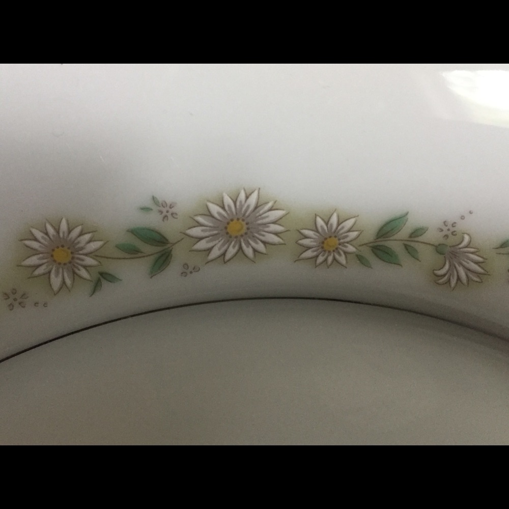 Dishes - Picture 2 of 3